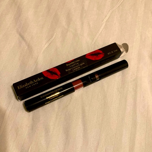 Elizabeth Arden Beautiful Color Liquid Lip - Shade 27L ´Casual’ - Picture 4 of 7